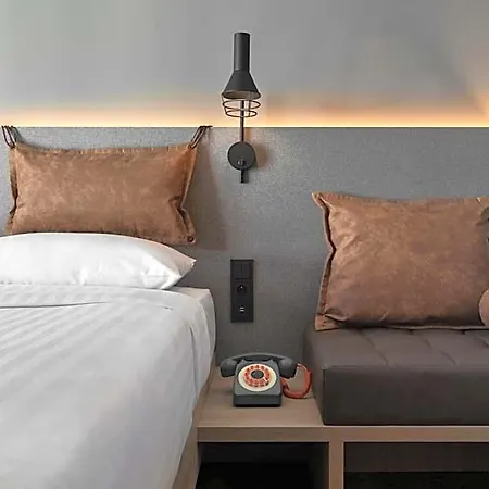 Szálloda Moxy 3*