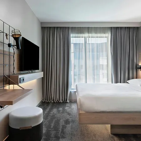 Moxy Otel 3*